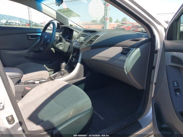 45565947 :رقم المزاد ، 5NPDH4AE0FH626946 vin ، 2015 Hyundai Elantra Se مزاد بيع