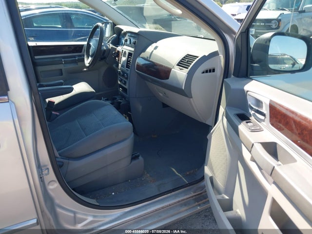 Aukcja sprzedaży 2010 Chrysler Town & Country Touring, vin: 2A4RR5D13AR373354, numer aukcji: 45566020