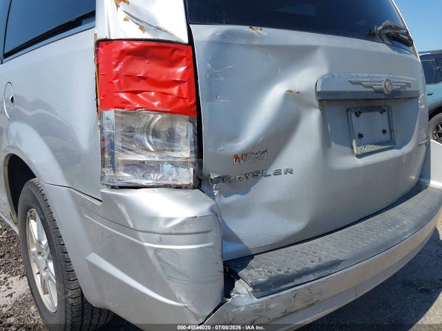2010 Chrysler Town & Country Touring მანქანა იყიდება აუქციონზე, vin: 2A4RR5D13AR373354, აუქციონის ნომერი: 45566020