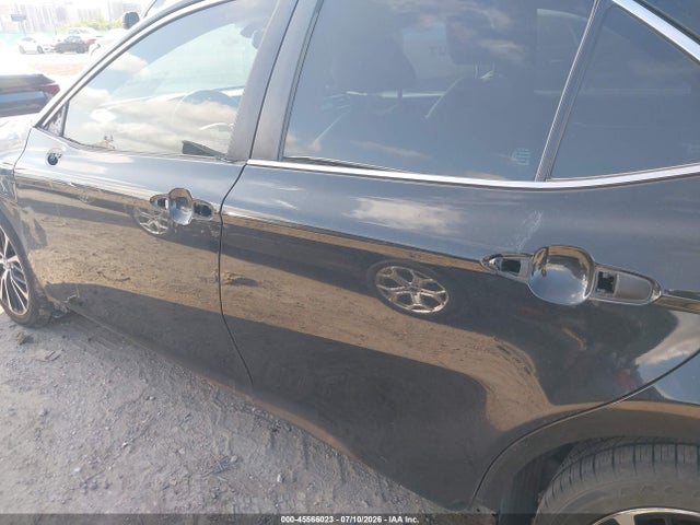 45566023 :رقم المزاد ، 4T1B11HK7JU141168 vin ، 2018 Toyota Camry Se مزاد بيع