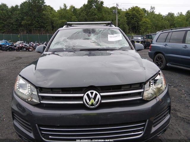 2014 Volkswagen Touareg 3.6l Sport მანქანა იყიდება აუქციონზე, vin: WVGEF9BP7ED001192, აუქციონის ნომერი: 45566032