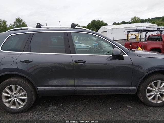 2014 Volkswagen Touareg 3.6l Sport მანქანა იყიდება აუქციონზე, vin: WVGEF9BP7ED001192, აუქციონის ნომერი: 45566032