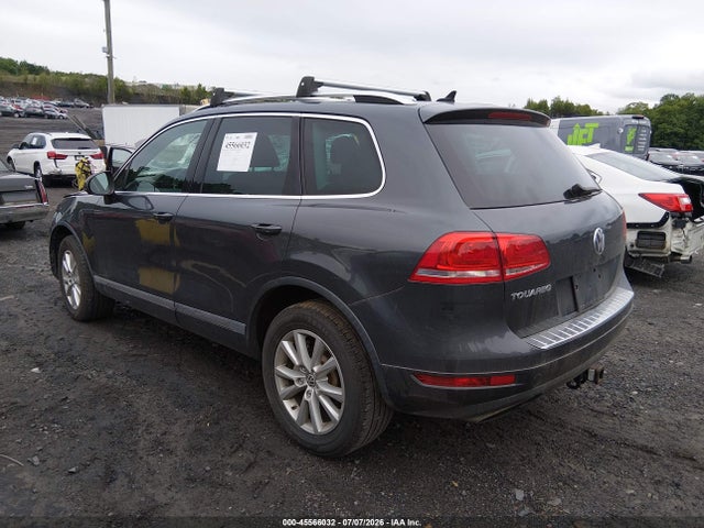 2014 Volkswagen Touareg 3.6l Sport მანქანა იყიდება აუქციონზე, vin: WVGEF9BP7ED001192, აუქციონის ნომერი: 45566032