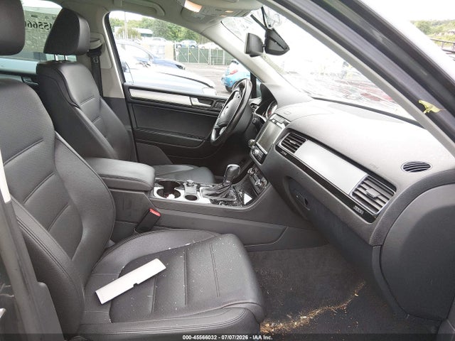 2014 Volkswagen Touareg 3.6l Sport მანქანა იყიდება აუქციონზე, vin: WVGEF9BP7ED001192, აუქციონის ნომერი: 45566032
