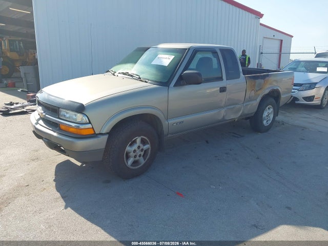 Auction sale of the 2001 Chevrolet S-10 Ls, vin: 1GCDT19W118220093, lot number: 45566036