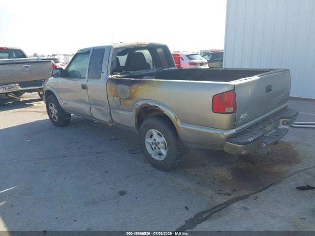 Auction sale of the 2001 Chevrolet S-10 Ls, vin: 1GCDT19W118220093, lot number: 45566036