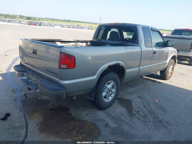 Auction sale of the 2001 Chevrolet S-10 Ls, vin: 1GCDT19W118220093, lot number: 45566036