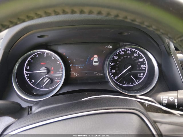 45566075 :رقم المزاد ، 4T1G11BK1LU008987 vin ، 2020 Toyota Camry Se Awd مزاد بيع