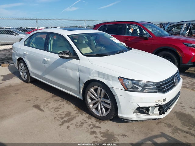 45566085 :رقم المزاد ، 1VWLA7A39KC013694 vin ، 2019 Volkswagen Passat 2.0t Wolfsburg Edition مزاد بيع
