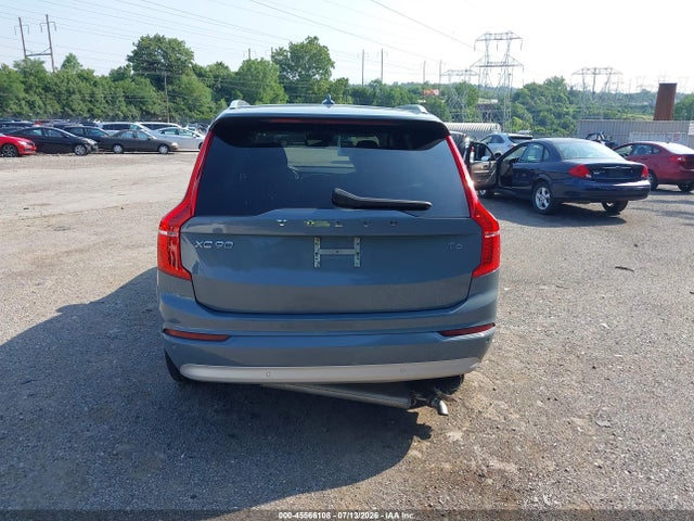 Продаж на аукціоні авто 2022 Volvo Xc90 T6 Momentum 7 Passenger, vin: YV4A22PK3N1835428, номер лоту: 45566108