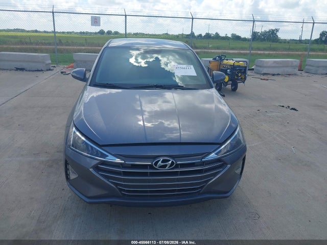 5NPD74LFXKH456095 Hyundai ELANTRA SE