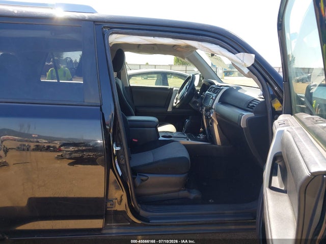 Toyota 4RUNNER SR5 2014 JTEBU5JR8E5162181 Image 5