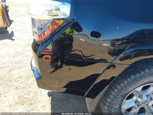 Toyota 4RUNNER SR5 2014 JTEBU5JR8E5162181 Image 6
