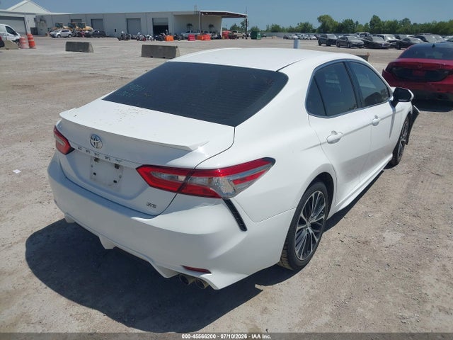 Продажа на аукционе авто 2018 Toyota Camry Se, vin: 4T1B11HK8JU014770, номер лота: 45566200