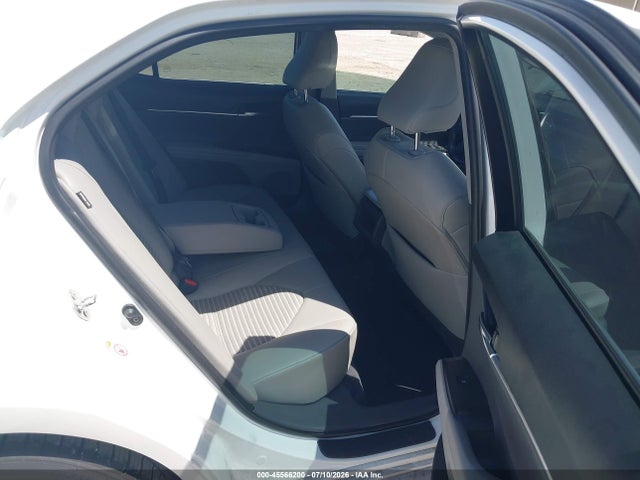 Продажа на аукционе авто 2018 Toyota Camry Se, vin: 4T1B11HK8JU014770, номер лота: 45566200