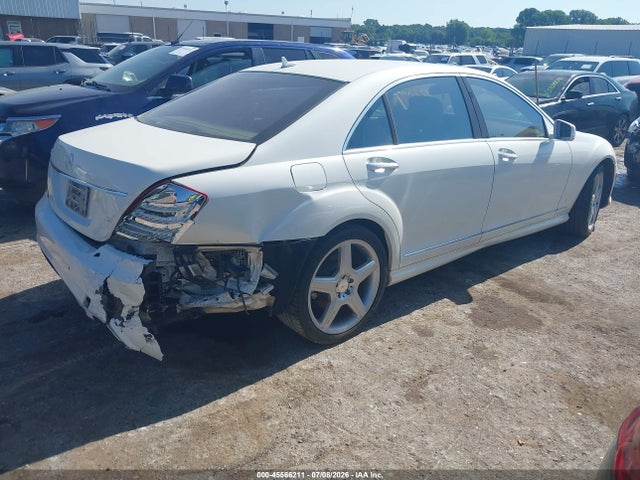 2011 Mercedes-benz S 550 მანქანა იყიდება აუქციონზე, vin: WDDNG7BB3BA396615, აუქციონის ნომერი: 45566211