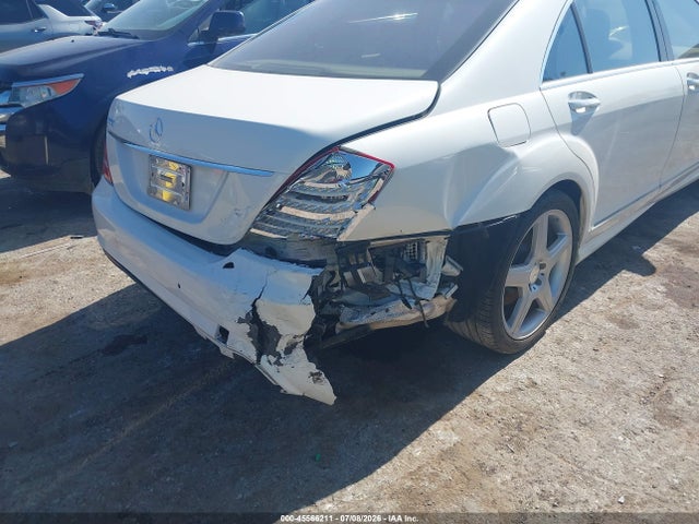 2011 Mercedes-benz S 550 მანქანა იყიდება აუქციონზე, vin: WDDNG7BB3BA396615, აუქციონის ნომერი: 45566211
