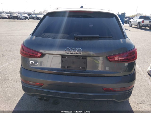 Audi Q3 2.0t Premium 2018 WA1BCCFS8JR035385 Image 16