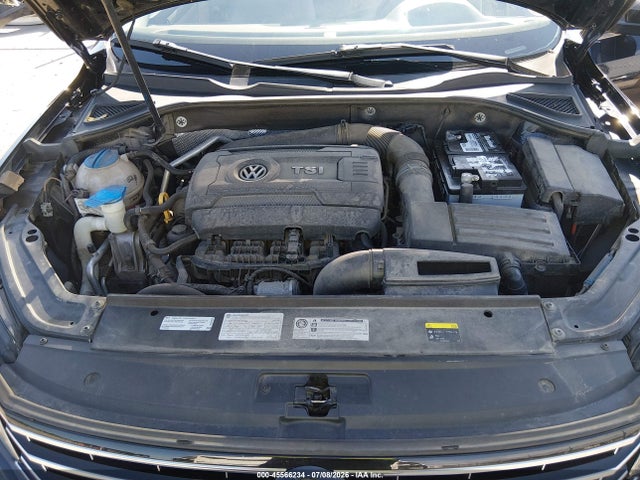 2017 Volkswagen Passat 1.8t S მანქანა იყიდება აუქციონზე, vin: 1VWAT7A36HC047585, აუქციონის ნომერი: 45566234