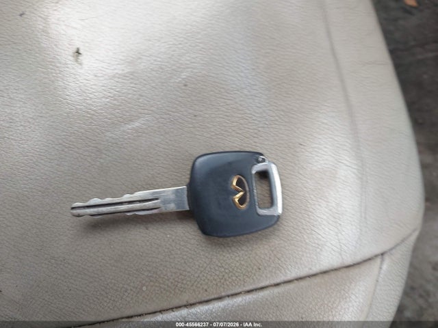 Продаж на аукціоні авто 2000 Infiniti I30 Luxury/touring, vin: JNKCA31AXYT121839, номер лоту: 45566237