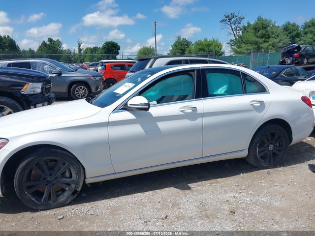45566290 :رقم المزاد ، 55SWF4KB3GU149477 vin ، 2016 Mercedes-benz C 300 4matic مزاد بيع