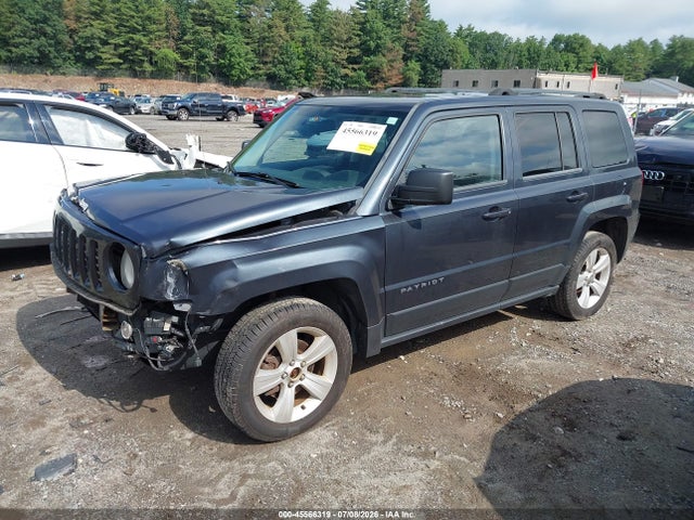 Jeep Patriot Latitude 2014 1C4NJRFBXED689237 Image 2