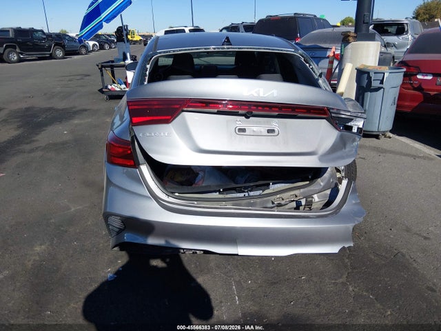 KIA Forte Lxs 2022 3KPF24AD5NE468401 Image 16