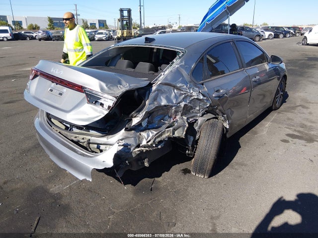KIA Forte Lxs 2022 3KPF24AD5NE468401 Image 4