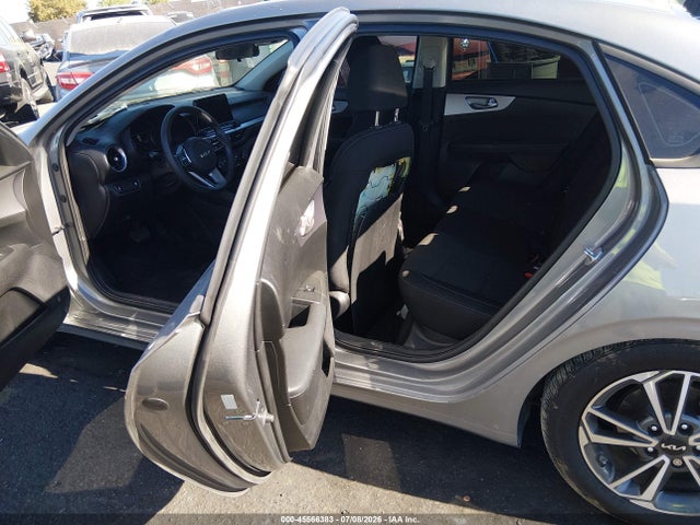 KIA Forte Lxs 2022 3KPF24AD5NE468401 Image 8