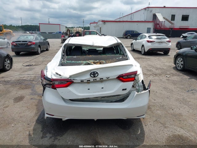 Продаж на аукціоні авто 2021 Toyota Camry Se, vin: 4T1G11AK8MU402649, номер лоту: 45566410