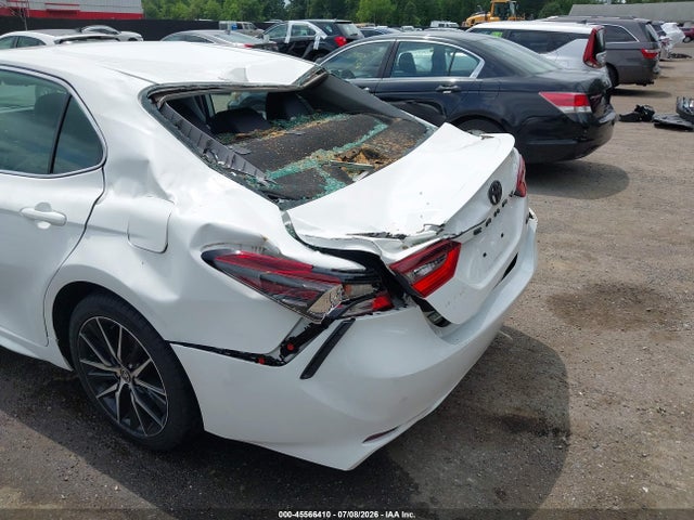 Продаж на аукціоні авто 2021 Toyota Camry Se, vin: 4T1G11AK8MU402649, номер лоту: 45566410