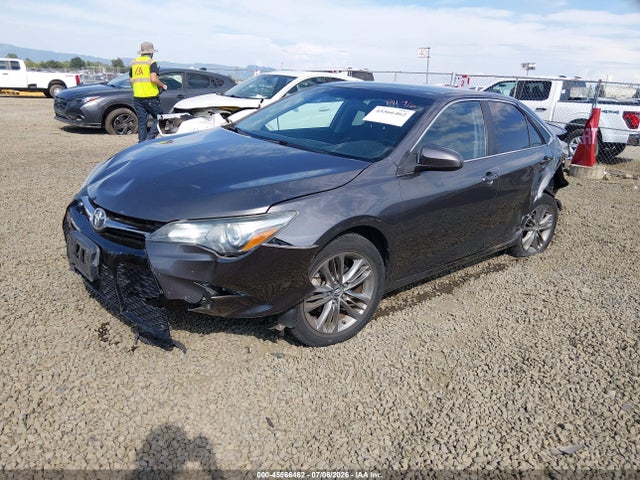 Toyota CAMRY SE 2016 4T1BF1FK5GU138878 Image 2