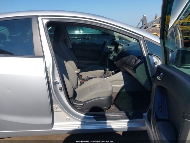 KIA FORTE LX 2016 KNAFK4A62G5487064 Image 5