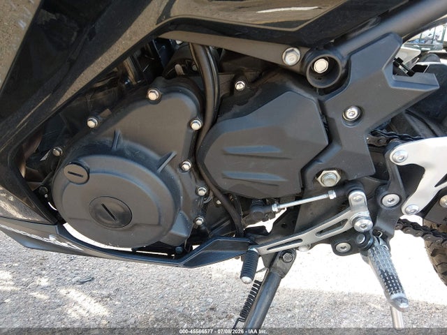 Kawasaki EX400 2019 JKAEXKH12KDA43791 Image 9