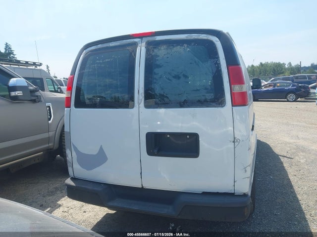 Chevrolet Express 2500 Work Van 2015 1GCWGFCF7F1185479 Image 16