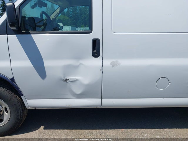 Chevrolet Express 2500 Work Van 2015 1GCWGFCF7F1185479 Image 6