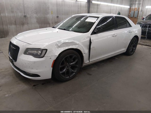 Продаж на аукціоні авто 2022 Chrysler 300 S, vin: 2C3CCABG2NH228920, номер лоту: 45566613