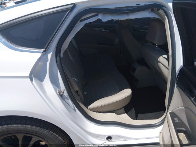 3FA6P0HD2LR154605 Ford FUSION SE