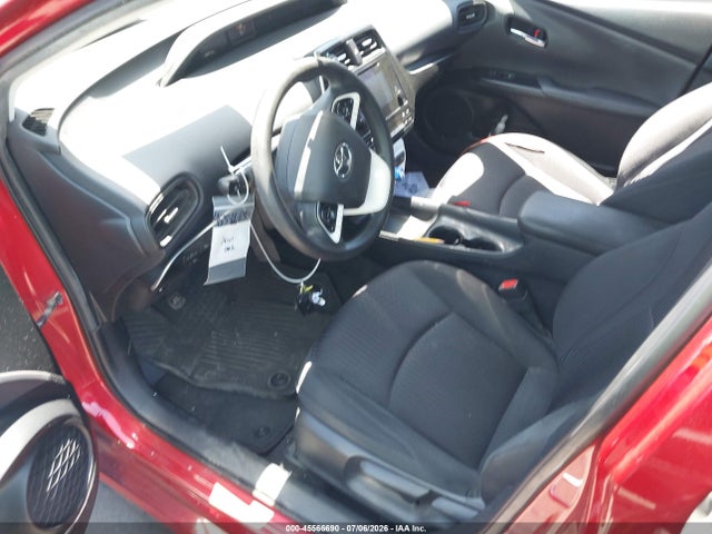 Продаж на аукціоні авто 2018 Toyota Prius Two, vin: JTDKBRFU9J3593374, номер лоту: 45566690