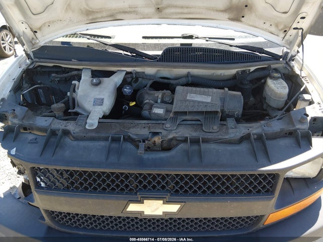 Chevrolet Express 2500 Work Van 2017 1GCWGAFF4H1100213 Image 10
