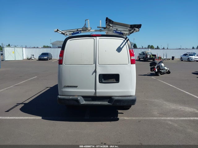 Chevrolet Express 2500 Work Van 2017 1GCWGAFF4H1100213 Image 22