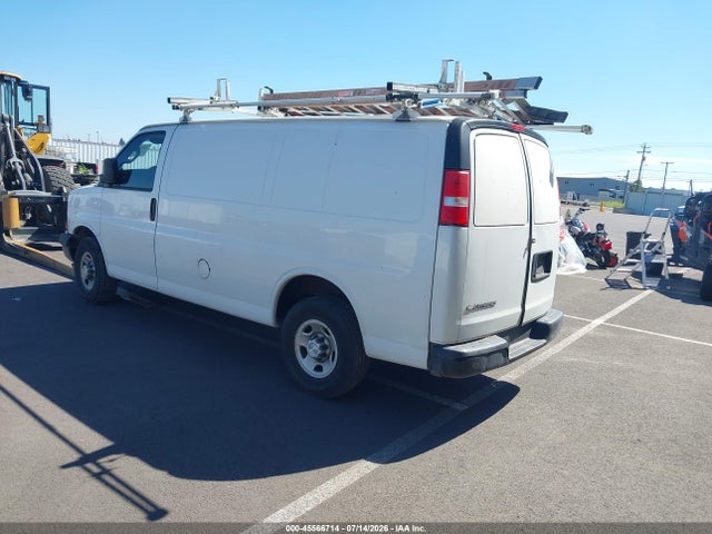 Chevrolet Express 2500 Work Van 2017 1GCWGAFF4H1100213 Image 3