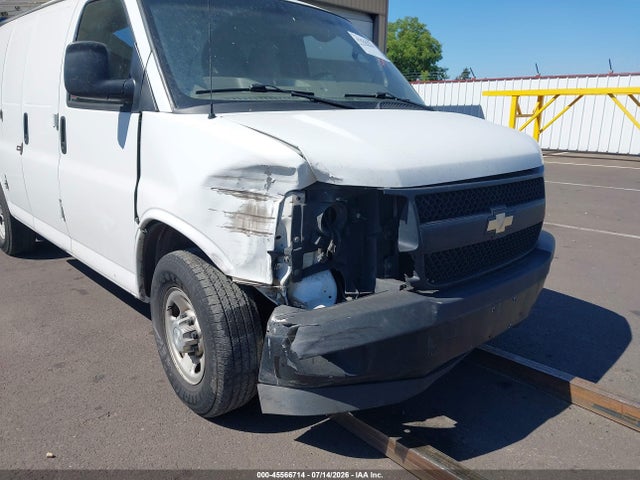 Chevrolet Express 2500 Work Van 2017 1GCWGAFF4H1100213 Image 6