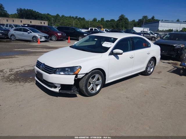 2015 Volkswagen Passat 1.8t Limited Edition მანქანა იყიდება აუქციონზე, vin: 1VWAT7A35FC081305, აუქციონის ნომერი: 45566758
