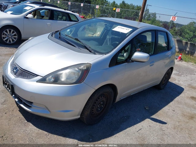 2013 Honda Fit მანქანა იყიდება აუქციონზე, vin: JHMGE8H38DC023087, აუქციონის ნომერი: 45566783