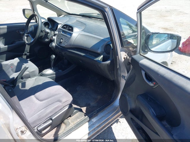 Продажа на аукционе авто 2013 Honda Fit, vin: JHMGE8H38DC023087, номер лота: 45566783