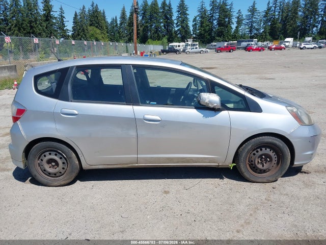 Продажа на аукционе авто 2013 Honda Fit, vin: JHMGE8H38DC023087, номер лота: 45566783