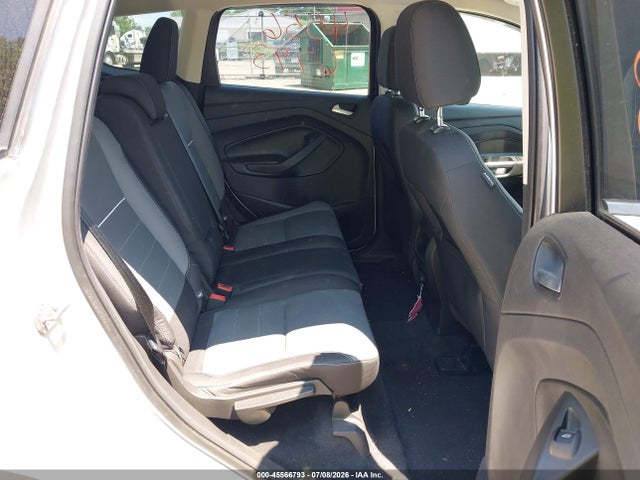 Продажа на аукционе авто 2015 Ford Escape Se, vin: 1FMCU9G93FUC39114, номер лота: 45566793