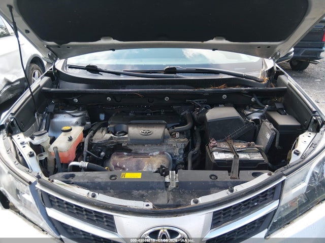 Toyota Rav4 Xle 2015 2T3RFREV0FW306943 Image 10