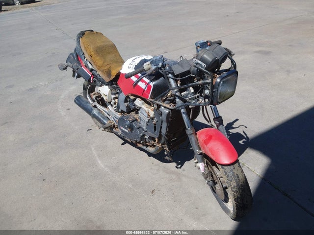 1985 Kawasaki Zx900 მანქანა იყიდება აუქციონზე, vin: JKAZX2A12FB505681, აუქციონის ნომერი: 45566822
